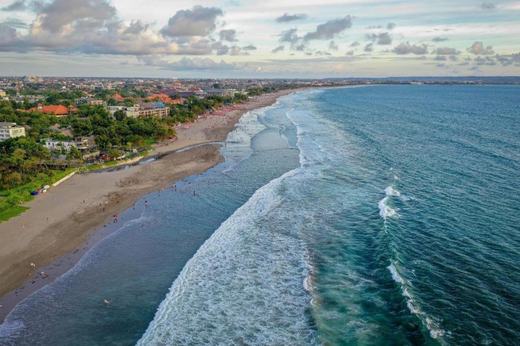 Reddoorz Plus Near Mall Bali Galeria 2 Денпасар Экстерьер фото